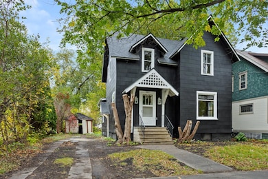 361 8th Ave S, Fargo, ND 58103 - photo 2