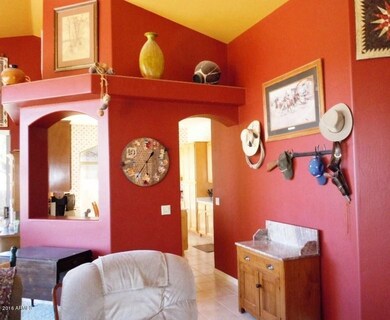 Living Rm to Kitchen