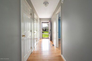 619 Forest Ridge Dr, Mount Washington, KY 40047 - photo 7