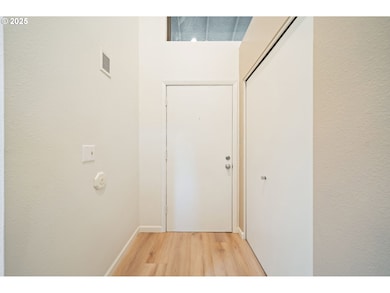 7900 NE Loowit Loop unit 61, Vancouver, WA 98662 - photo 4