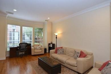 6841 Staffordshire Blvd, Houston, TX 77030 - photo 3