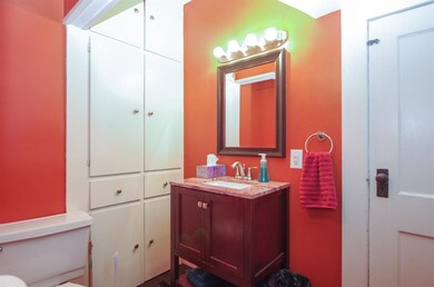 1921 3rd St SW, Cedar Rapids, IA 52404 - photo 4