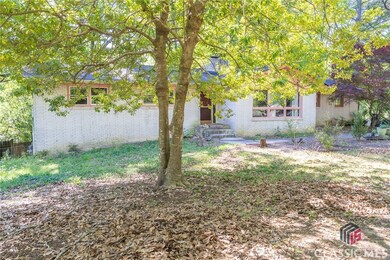 2746 Lanier Dr, Snellville, GA 30078 - photo 3