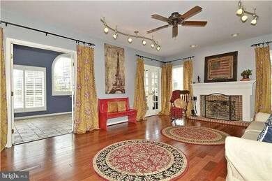 15451 Martins Hundred Dr, Centreville, VA 20120 - photo 6