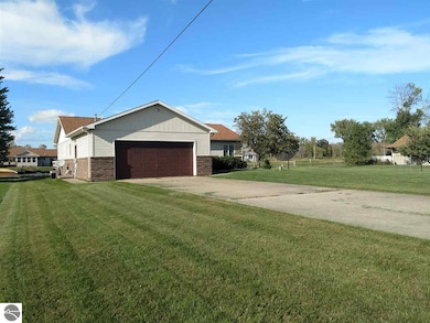 2275 E Bay Ridge Dr, Au Gres, MI 48703 - photo 5