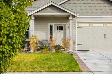 61806 SE Azalia Pl 2 of 20