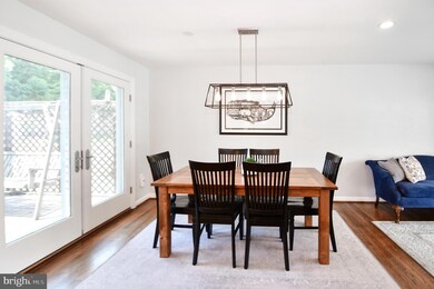 13611 Grenoble Dr, Rockville, MD 20853 - photo 7