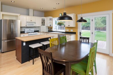 Island Kitchen