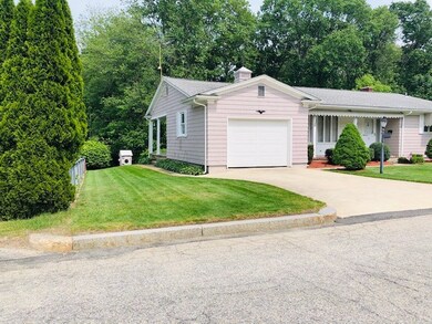 32 Rose Ave, Woonsocket, RI 02895 - photo 2