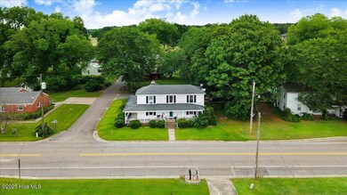 09-305 Court St-9