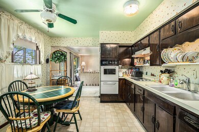 12109 White Oak Dr, Crown Point, IN 46307 - photo 4