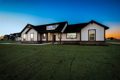 138 Chester Rd, Springtown, TX 76082 - photo 3