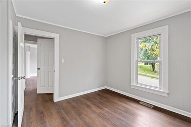 701 Thissell St, High Point, NC 27260 - photo 3