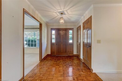 1712 Chesapeake Dr, Greensboro, NC 27410 - photo 5