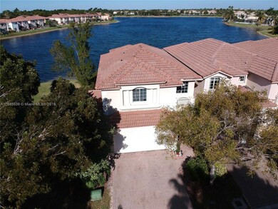 6674 NW 107th Place, Doral, FL 33178 - photo 6