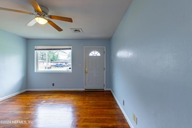 5394 Poppy Dr, Jacksonville, FL 32205 - photo 5