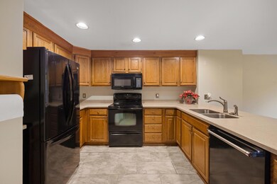 111 Bradley St unit 14, Saco, ME 04072 - photo 6