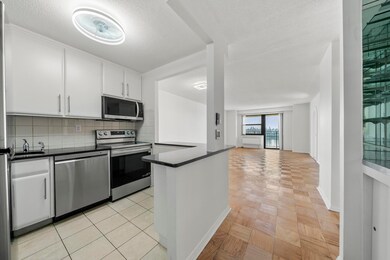 Parker Imperial unit 10G, North Bergen Twp., NJ 07047 - photo 2