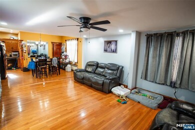 196 Hayward Place, Wallington, NJ 07057 - photo 2