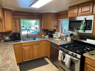 Kitchen Loganberry