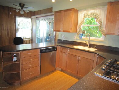 Eat in kitchen
