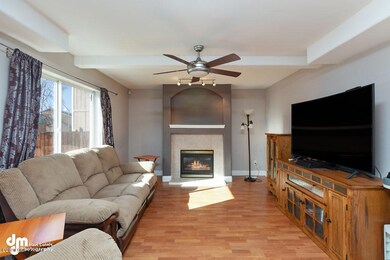 Living Room_MAX-68915-SMALL