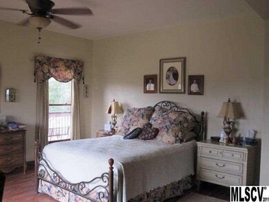 Master Bed Room