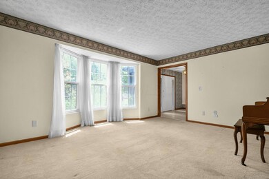 402 Woodbrie Ct, Columbus, OH 43230 - photo 7