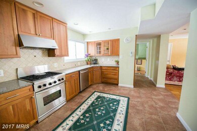 3302 Potterton Dr, Falls Church, VA 22044 - photo 5