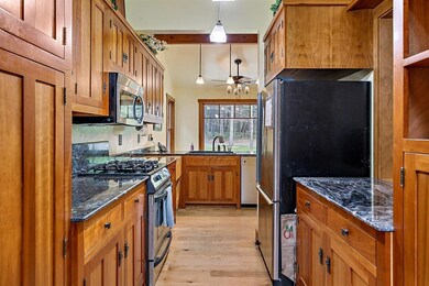 364 Bonnie Ln, Grants Pass, OR 97527 - photo 7