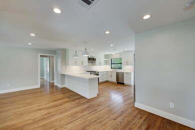 5109 Viking Dr, Houston, TX 77092 - photo 6