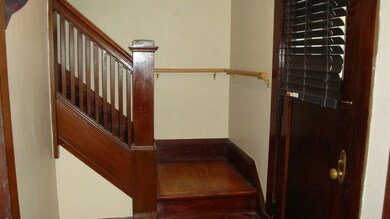 Landing/Front Entry