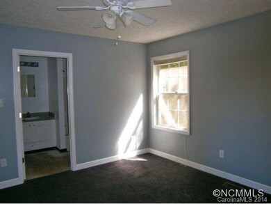 52 Shady Oak Dr, Asheville, NC 28803 - photo 5