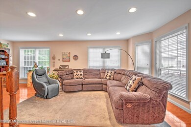 295 Stratford Place, Morganville, NJ 07751 - photo 3