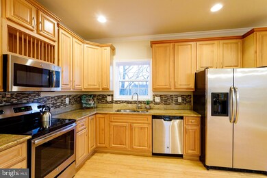 5304 C St SE, Washington, DC 20019 - photo 5