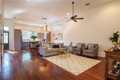 2928 Dumaine St, New Orleans, LA 70119 - photo 4