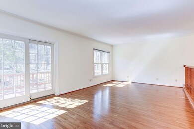 9669 Britford Dr, Burke, VA 22015 - photo 4