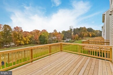 8039 Gabriels Ct, Jessup, MD 20794 - photo 3