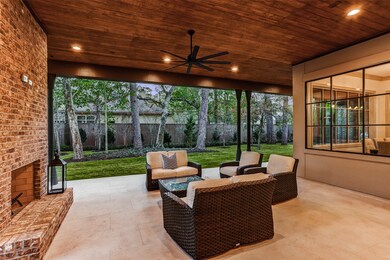 11909 Heritage Ln, Houston, TX 77024 - photo 5