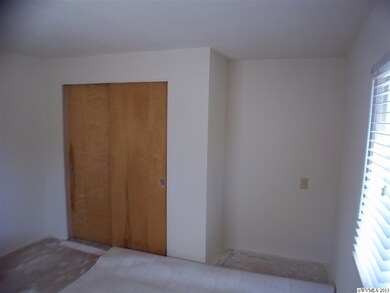 1732 Pine (#4) St NE unit 4, Silverton, OR 97381 - photo 5