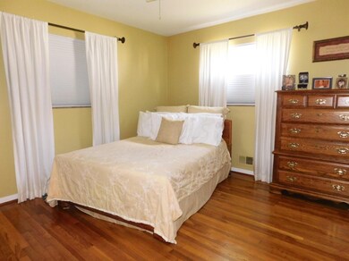 2764 Westmont Blvd, Columbus, OH 43221 - photo 6