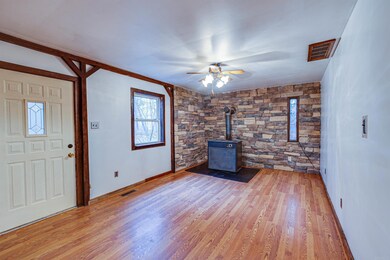 1869 N Powell Dr, Columbus, IN 47201 - photo 5