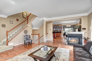 06-Living Room