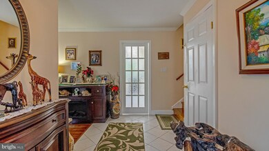 2848 Shanandale Dr, Silver Spring, MD 20904 - photo 3