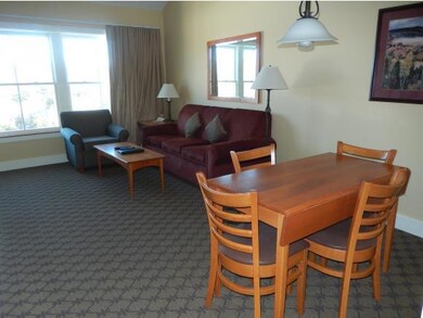 414 Jackson Gore Inn unit 414, Ludlow, VT 05149 - photo 5