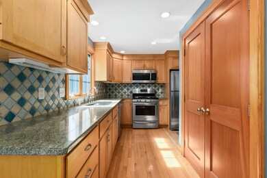 208 Cross St, Winchester, MA 01890 - photo 5