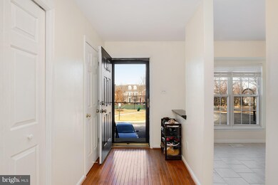 21963 Manning Square, Sterling, VA 20166 - photo 3