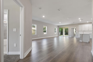 840 Salina St SE - 5