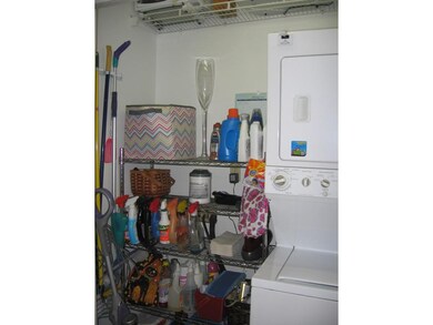 1107 E 8th Ave unit 2, Johnson City, TN 37601 - photo 4