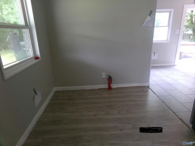 4114 Blue Spring Rd NW, Huntsville, AL 35810 - photo 6